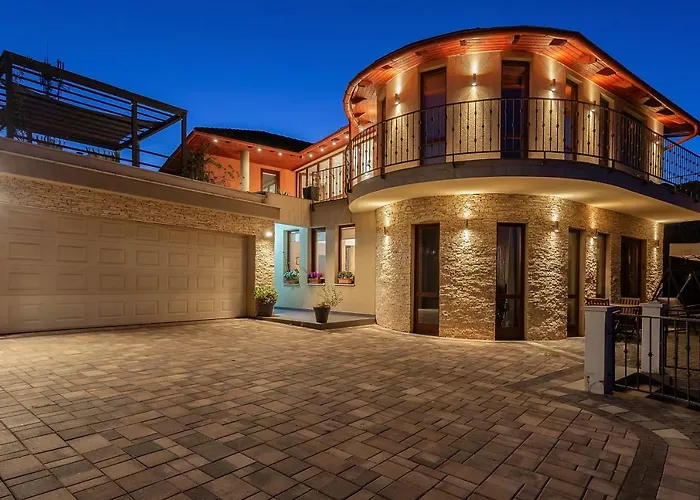 Szepkilatas Vendeghaz Balatonalmadi